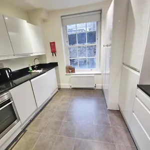  Apartment Heart Of United Kingdom